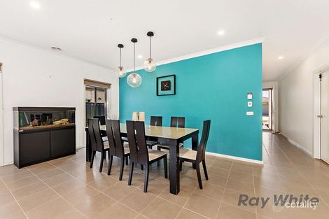 Property photo of 31 Appleby Loop Derrimut VIC 3026