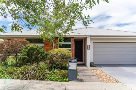 Property photo of 8 Baratta Street Crace ACT 2911