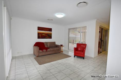 Property photo of 75 Regency Drive Regents Park QLD 4118