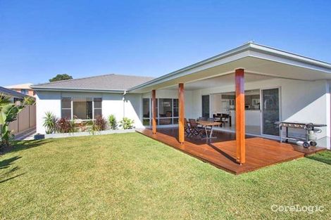 Property photo of 4 Camden Court Pottsville NSW 2489