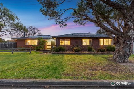 17 Carnarvon St, Lang Lang, VIC 3984