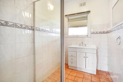 Property photo of 4 Leeside Street Dandenong North VIC 3175