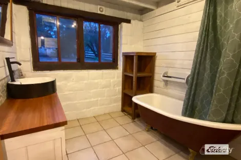 Property photo of 17 Grasshopper Lane Sandy Creek VIC 3695