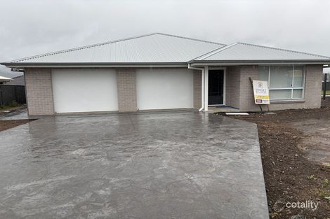 2/137 Warrah Dr, Calala, NSW 2340