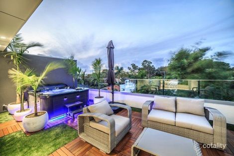 Property photo of 4/9 Esther Place Surfers Paradise QLD 4217
