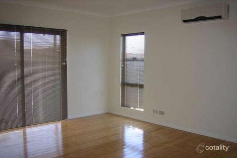Property photo of 15 Honeyeater Corner Nickol WA 6714