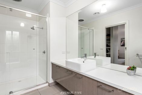 Property photo of 36 Coastside Drive Armstrong Creek VIC 3217