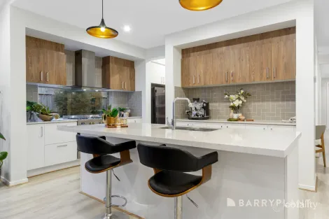 Property photo of 25 Argyle Way Wantirna South VIC 3152