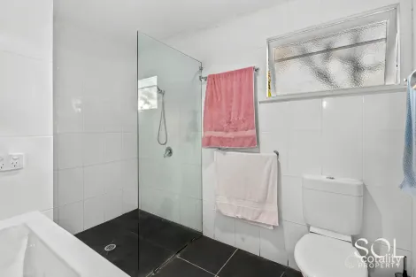 Property photo of 3 Billing Street Chermside West QLD 4032