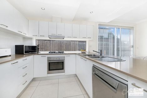 Property photo of 2/54B Binalong Road Old Toongabbie NSW 2146