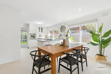 Property photo of 32 Boston Crescent Keilor Downs VIC 3038