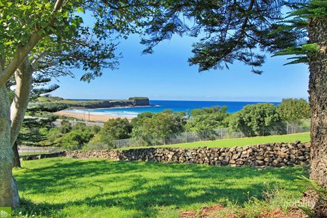 16 Hutchinson St, Bombo, NSW 2533