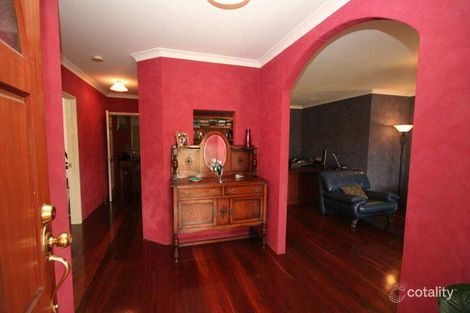 Property photo of 8 Tahara Vale Ocean Reef WA 6027