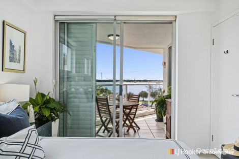 Property photo of 8/242-244 Marine Parade Labrador QLD 4215