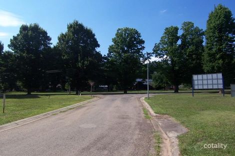 Property photo of 3 Kilfinan Crescent Bright VIC 3741