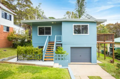 Property photo of 5 Goolara Avenue Dalmeny NSW 2546