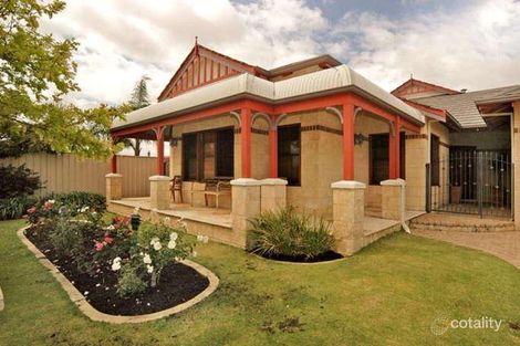 Property photo of 6 The Lanterns Carine WA 6020