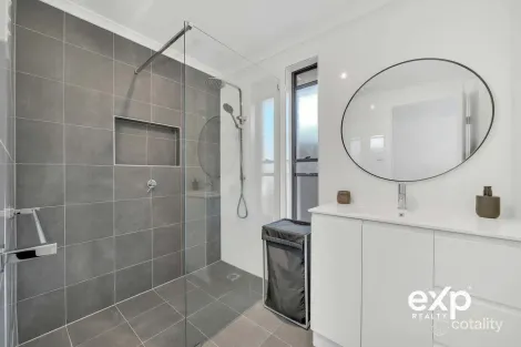 Property photo of 16 Barkley Crescent Willaston SA 5118