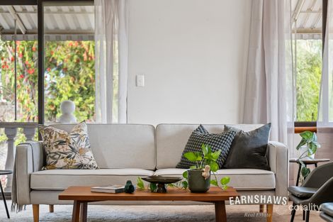 120 Viveash Rd, Swan View, WA 6056