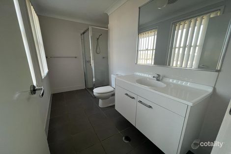 Property photo of 5 Learoyd Road Edmondson Park NSW 2174