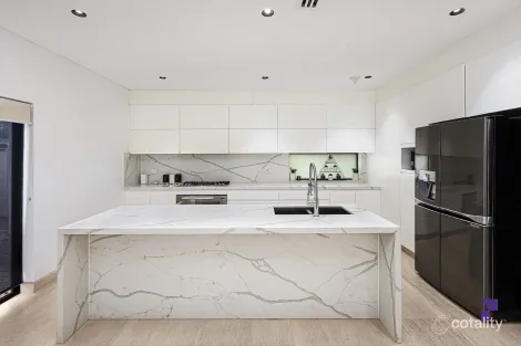 Property photo of 1 Kareela Crescent Greenacre NSW 2190