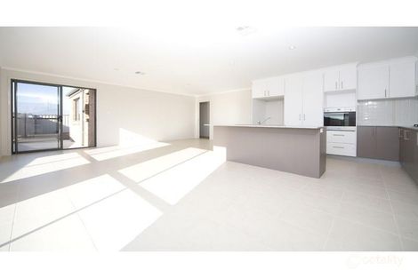 7 Mary Lee St, Bonython, ACT 2905