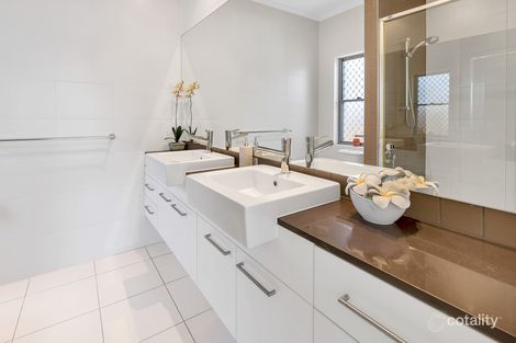 Property photo of 17/1 Manacor Place Coombabah QLD 4216