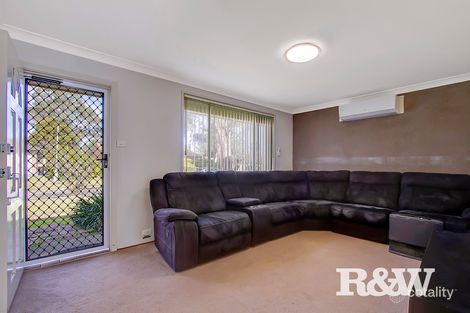 Property photo of 1 Blackbird Glen Erskine Park NSW 2759
