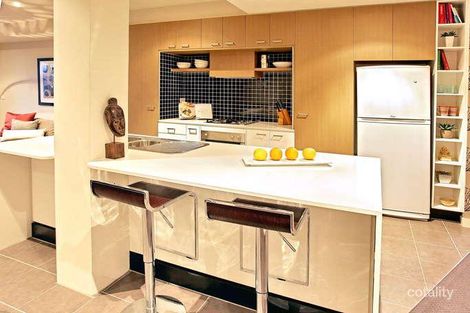 Property photo of 205 Ormond Road Elwood VIC 3184