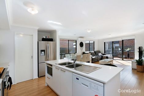 Property photo of 71 Eliburn Drive Cranbourne East VIC 3977