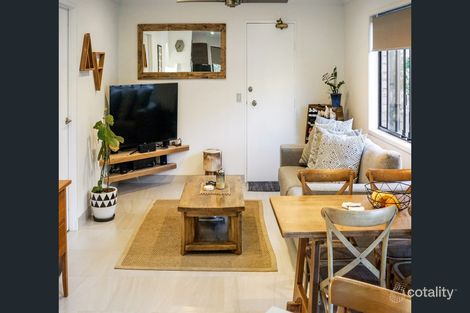 Property photo of 5/10 Mountain View Avenue Miami QLD 4220