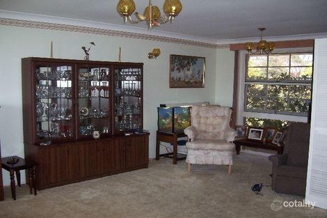Property photo of 52 Kanangra Crescent Ruse NSW 2560