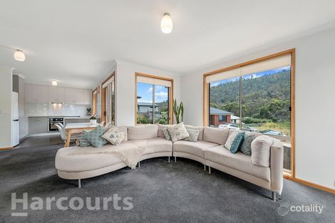 Property photo of 7 Roxy Place Mornington TAS 7018