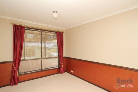 Property photo of 1 Barossa Crescent Hallett Cove SA 5158