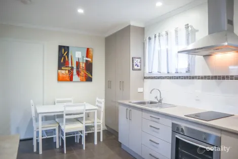 Property photo of 9 Tracey Street Kenmore QLD 4069