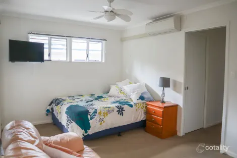 Property photo of 9 Tracey Street Kenmore QLD 4069