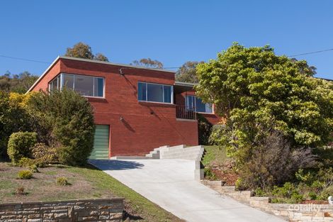 Property photo of 25 Cornwall Street Rose Bay TAS 7015
