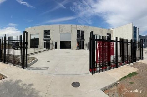 1/12 Freight Rd, Ravenhall, VIC 3023