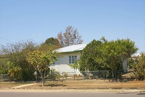 8 Mccracken St, Walkervale, QLD 4670