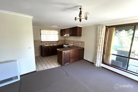 Property photo of 1/96 Learmonth Road Wendouree VIC 3355