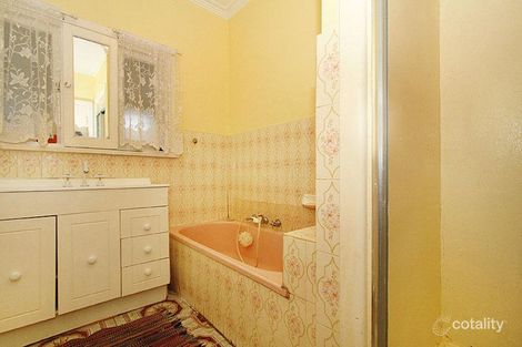 Property photo of 23 Larch Street Thomastown VIC 3074