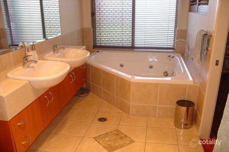 Property photo of 67 Showgrounds Drive Highvale QLD 4520