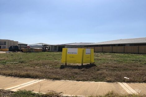 46 Rosedale Cct, Carnes Hill, NSW 2171