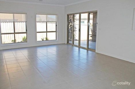 Property photo of 5 Baltic Grove Epping VIC 3076