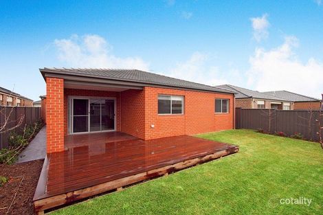 Property photo of 31 Kindred Avenue Cranbourne North VIC 3977