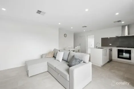 Property photo of 11 Volta Way Wilson WA 6107