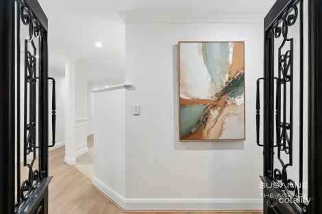 Property photo of 30 Wheelwright Road Lesmurdie WA 6076