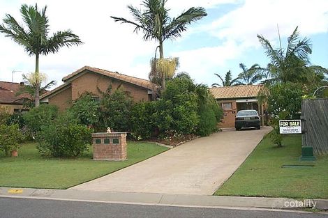 2/9 Stephanie Ct, Labrador, QLD 4215