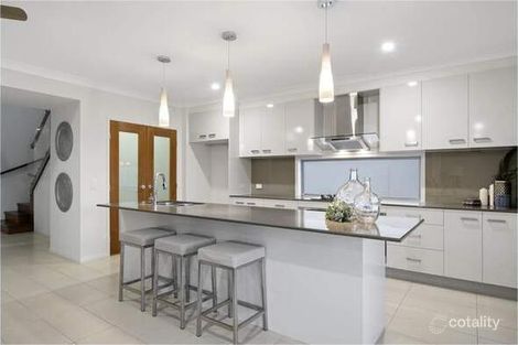 Property photo of 63 Cova Boulevard Hope Island QLD 4212