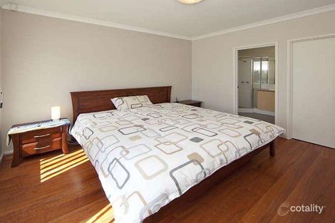 52 Fifth Rd, Armadale, WA 6112